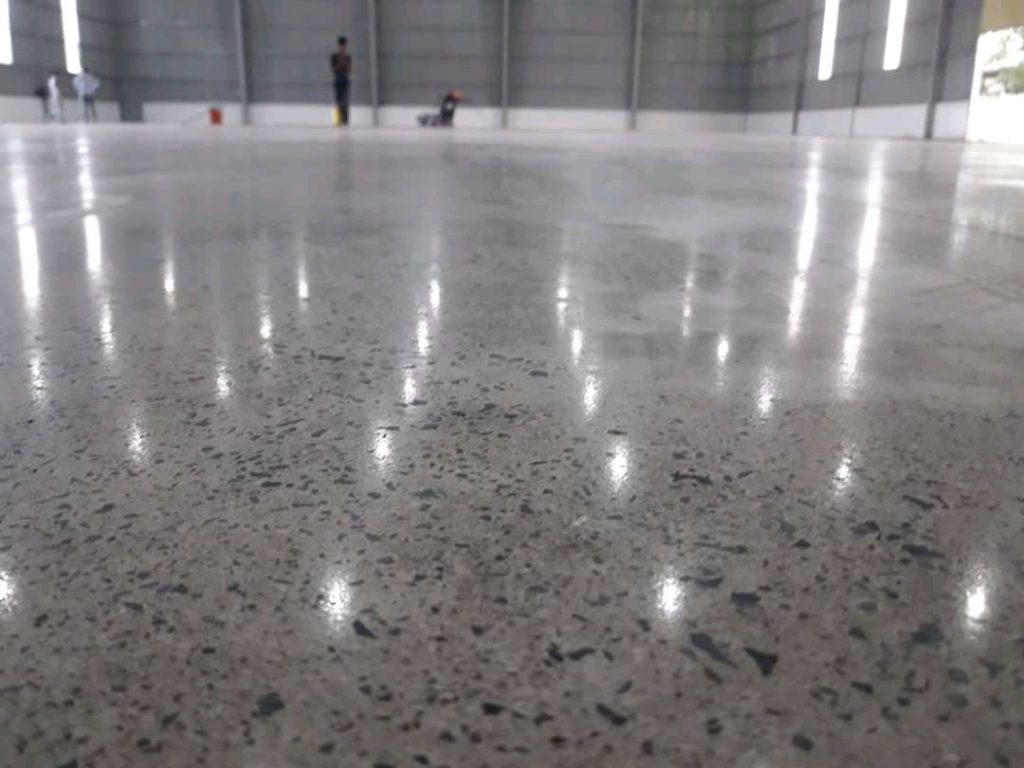 Dịch vụ phục hồi và đánh bóng sàn đá hoa cương